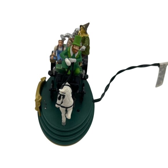 Hallmark 2002 Ornament The Wizard Of Oz Horse of A Different Color Musical UNTES - Picture 2 of 6